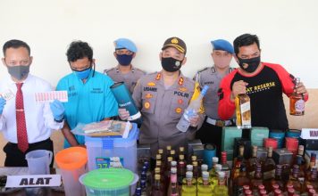 Sat Reskrim Polres Karanganyar Berhasil ungkap Pembuat Miras Palsu Berbagai Merk