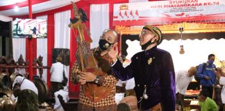 Walaupun Secara Online Pagelaran Wayang Kulit Ki H Manteb Soedharsono Berlangsung Gayeng, Puluhan ribu penonton ikut saksikan !