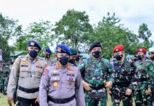 Beri Semangat Prajurit TNI-Polri, Kapolri: Pengabdian Terbaik Kepada Bangsa dan Masyarakat di Papua