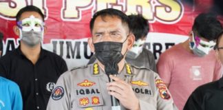 Teruslah Bertaring, Pak Polisi