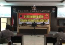 Dalam Rangka Pembinaan Personil, Polwan Polres Karanganyar Menerima Arahan Dari Senior Polwan