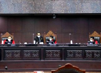 MK Putuskan Polisi Berhentikan Periksa Identitas Orang Sesuai Konstitusional