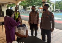 Secara acak Personil Polres Karanganyar Dilakukan Tes Swab Antigen