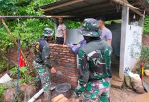 Sambangi Siswa Sekolah di Wadas, TNI-Polri Gelar Psikoedukasi hingga Sosialisasi Rekrutmen TNI