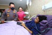 Dijenguk Kapolri, Begini Kesan Sinta Bocah Penderita Tumor Tentang Jenderal Listyo Sigit Prabowo