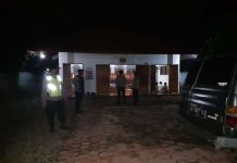 Polsek Kerjo Melaksanakan Pengamanan Kegiatan Perayaan Imlek “Puja Bakti “di Vihara Avalokiteswara.