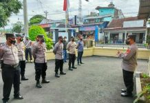 Pimpin Apel Pagi, Kapolsek Matesih Beri Arahan Kepada Anggota dan Melakukan Evaluasi Kinerja