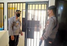 Piket Pawas Polres Karanganyar Laksanakan Pengecekan Ruang Tahanan Secara Rutin