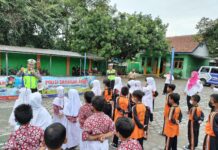 Polisi Sahabat Anak, Sat Lantas Polres Karanganyar Kampanyekan Keselamatan Berlalulintas Kepada Anak Usia Dini