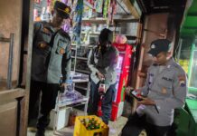 Polsek Karanganyar, Amankan Puluhan Botol Miras Dalam Operasi Pekat Jelang Bulan Ramadhan