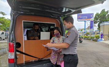 Tingkatkan pelayanan, Polres Karanganyar Operasikan Mobil SPKT Keliling