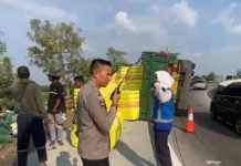 Bantu Evakuasi Laka Tunggal di Jalan Tol, Kapolres Karanganyar Turun Langsung