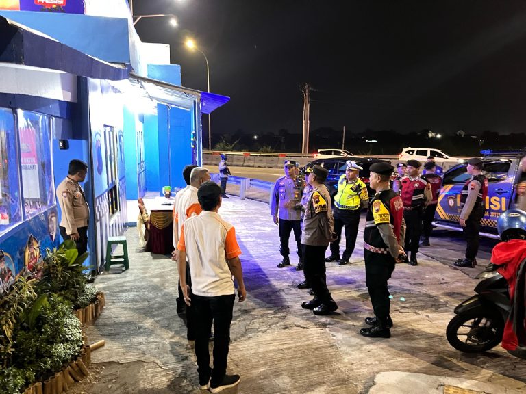 608345e9-8338-4e4f-be51-ef824180e873-1.jpg