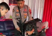 Polisi di Tawangmangu Temukan Tas Berisi Uang Jutaan Rupiah, Pemiliknya Akhirnya Bisa Bernapas Lega