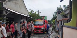 Tanggap Cepat Polres Karanganyar atas Laporan Kebakaran Rumah di Kecamatan Gondangrejo