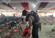 Polres Karanganyar Laksanakan Sterilisasi Gereja Jelang Misa Malam Natal