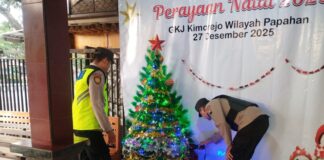 Polri Hadir Jaga Kenyamanan Ibadah Natal, Gereja di Tasikmadu Disterilisasi Sejak Dini