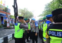 Tim Divpropam Mabes Polri Laksanakan Ops Gaktiplin di Pos Terpadu Operasi Lilin 2025 Polres Karanganyar