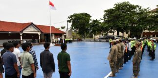 Polres Karanganyar Gelar Apel Kesiapsiagaan dan Doa Bersama Sambut Malam Tahun Baru 2026