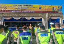 Jaga Keamanan Kawasan Wisata, Personel Pos Pam Tawangmangu Gelar Apel Kesiapsiagaan